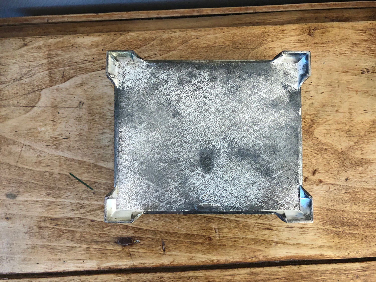 Silver metal jewelry box