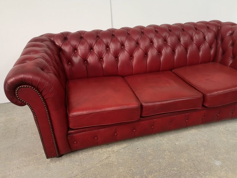 Sofa chesterfield convertible red leather