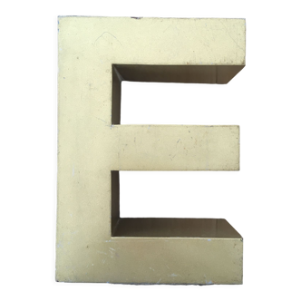 Golden vintage sign letter E