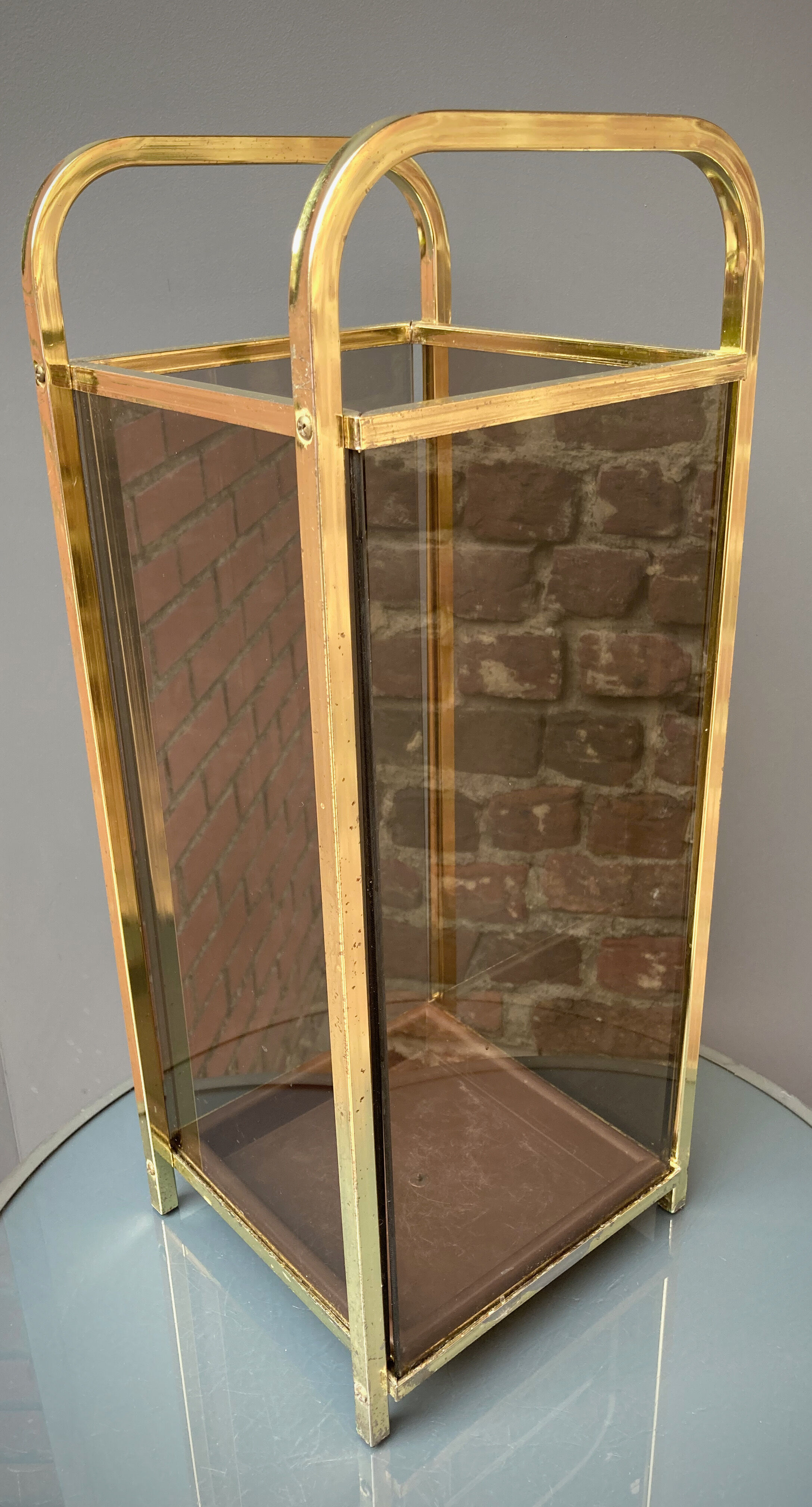 Vintage umbrella holder