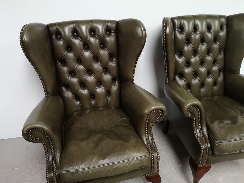 Bergères armchairs chesterfield green leather