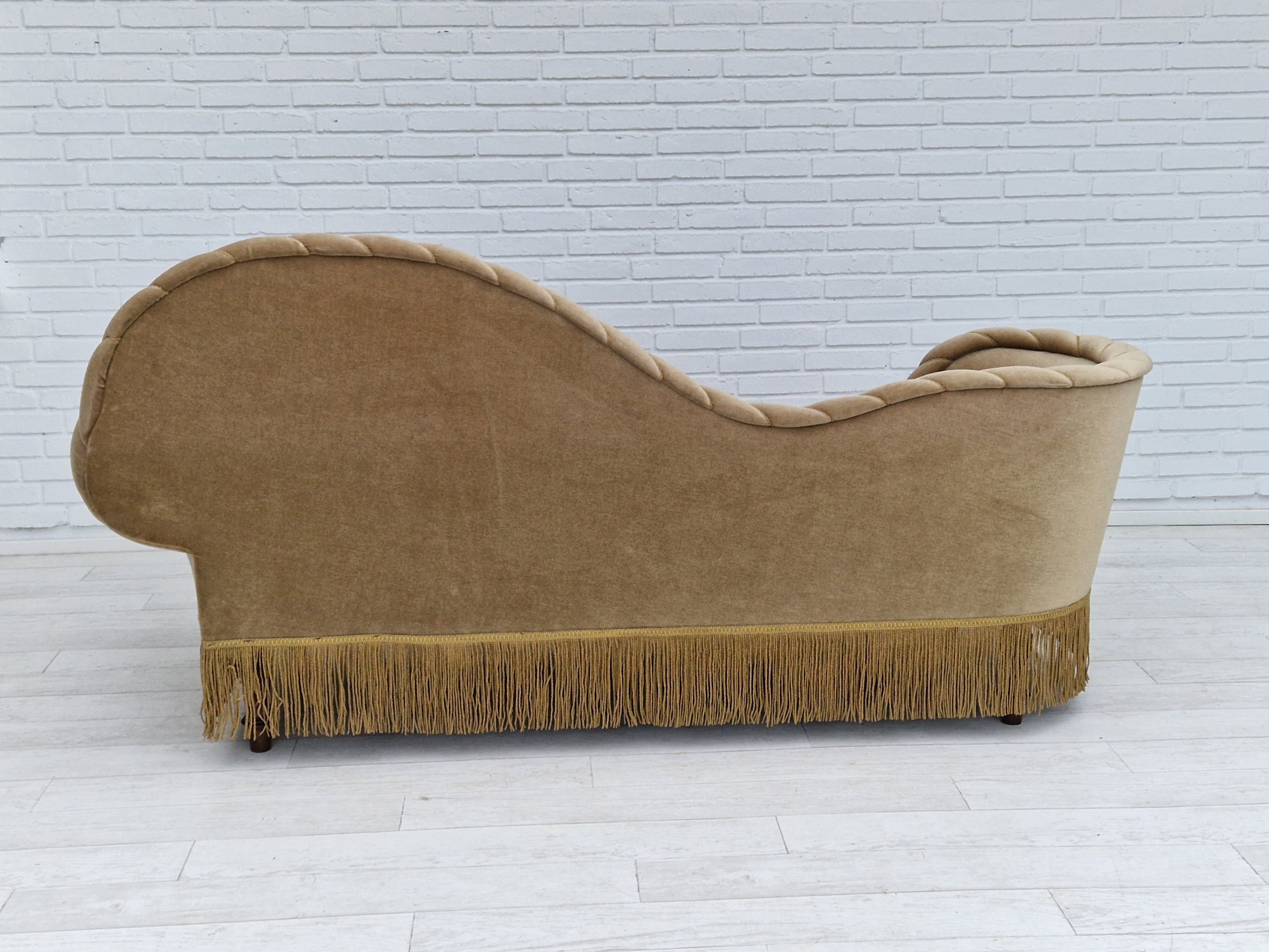 1960s, Danish chaiselongue / daybed, original very good condition