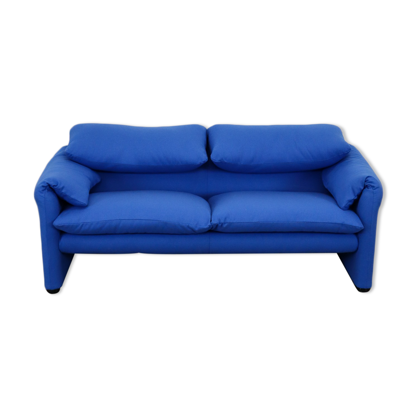 Maralunga sofa blue
