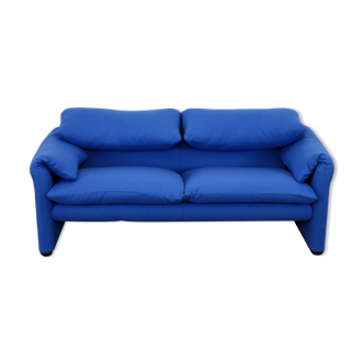 Maralunga sofa blue