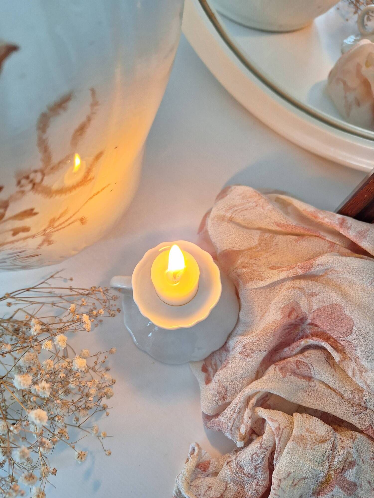 Bedroom candle holder in Tuileries Porcelain