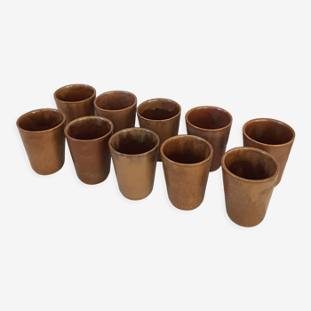 10 stoneware cups