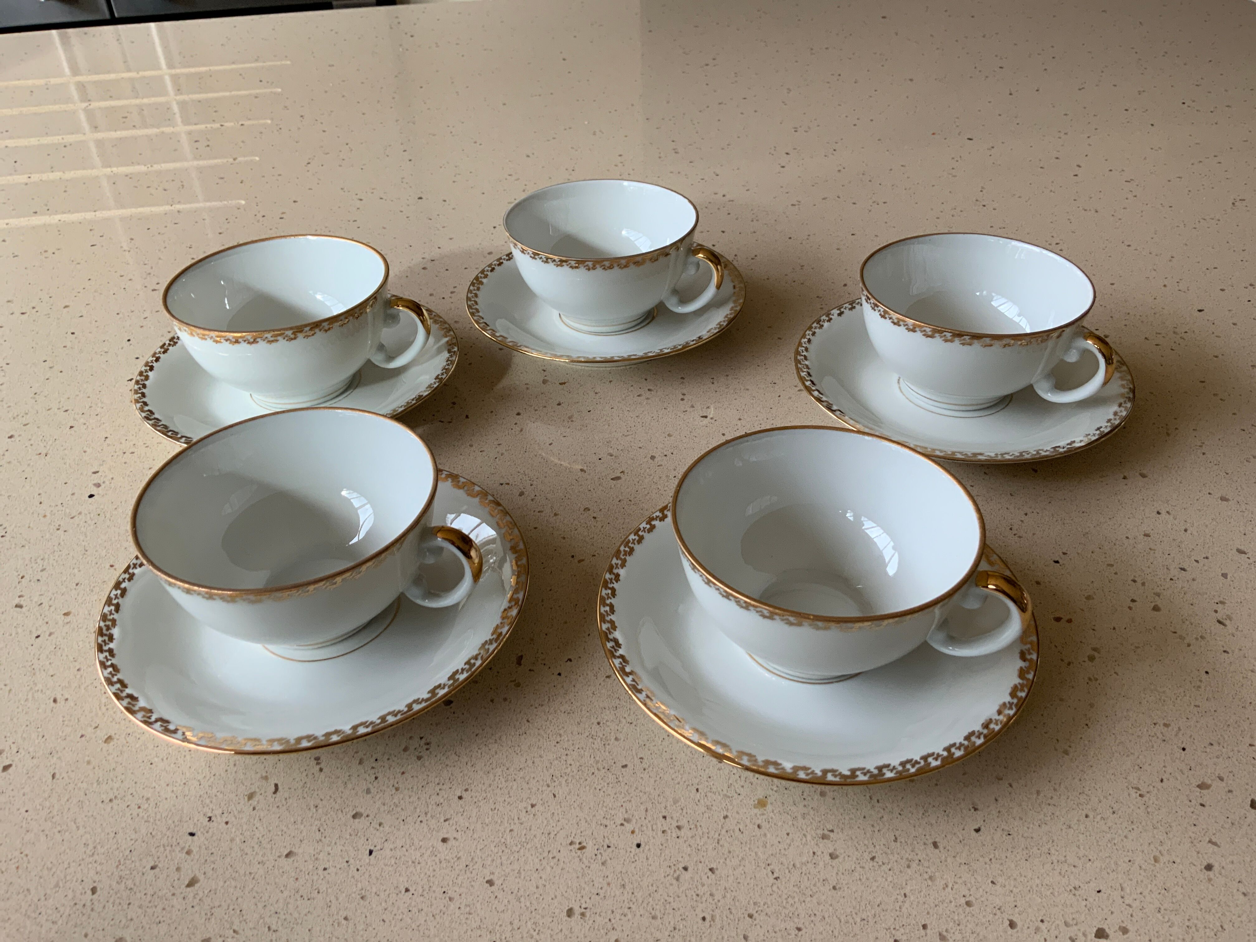 Porcelain coffee cups