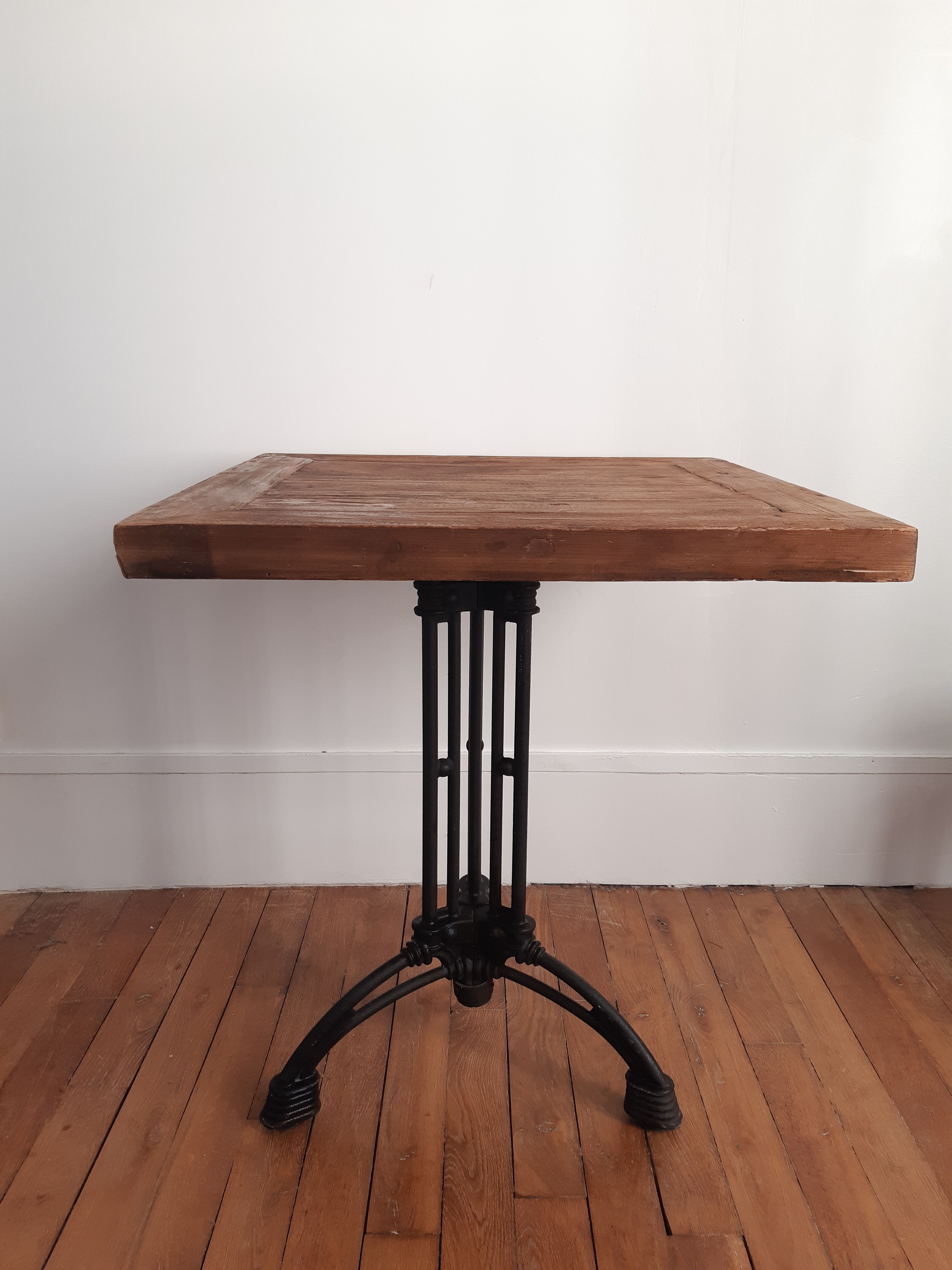 Square bistro table
