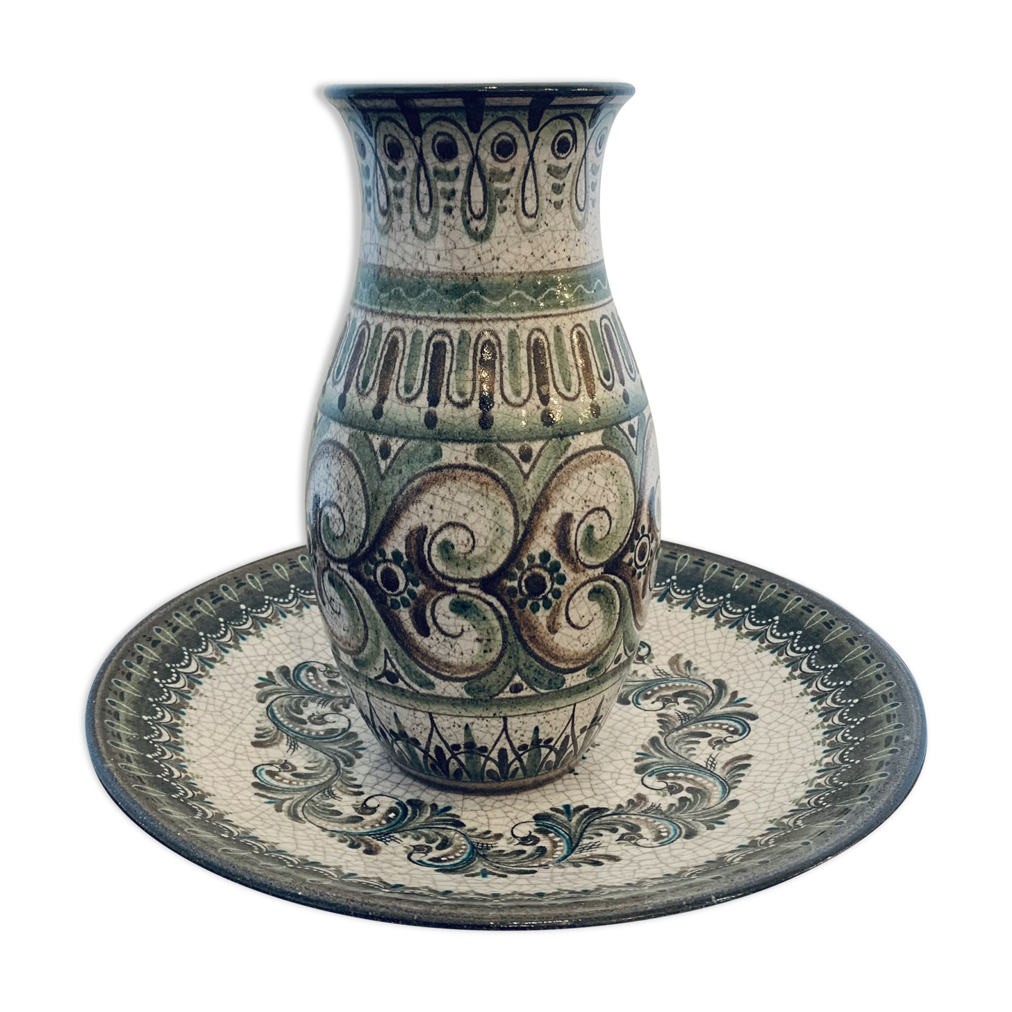 Ensemble vase et assiette