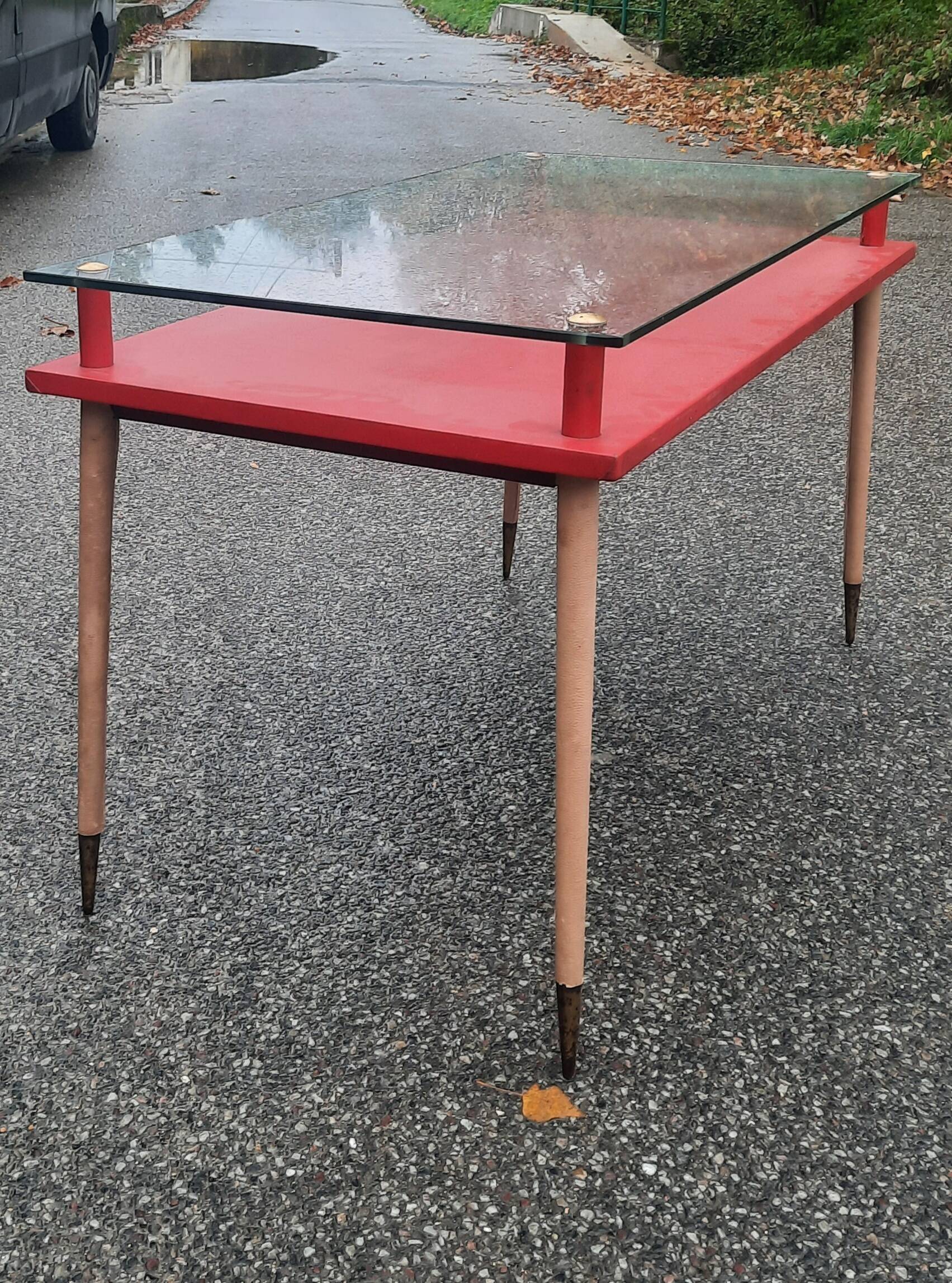 Vintage desk table with tapered legs