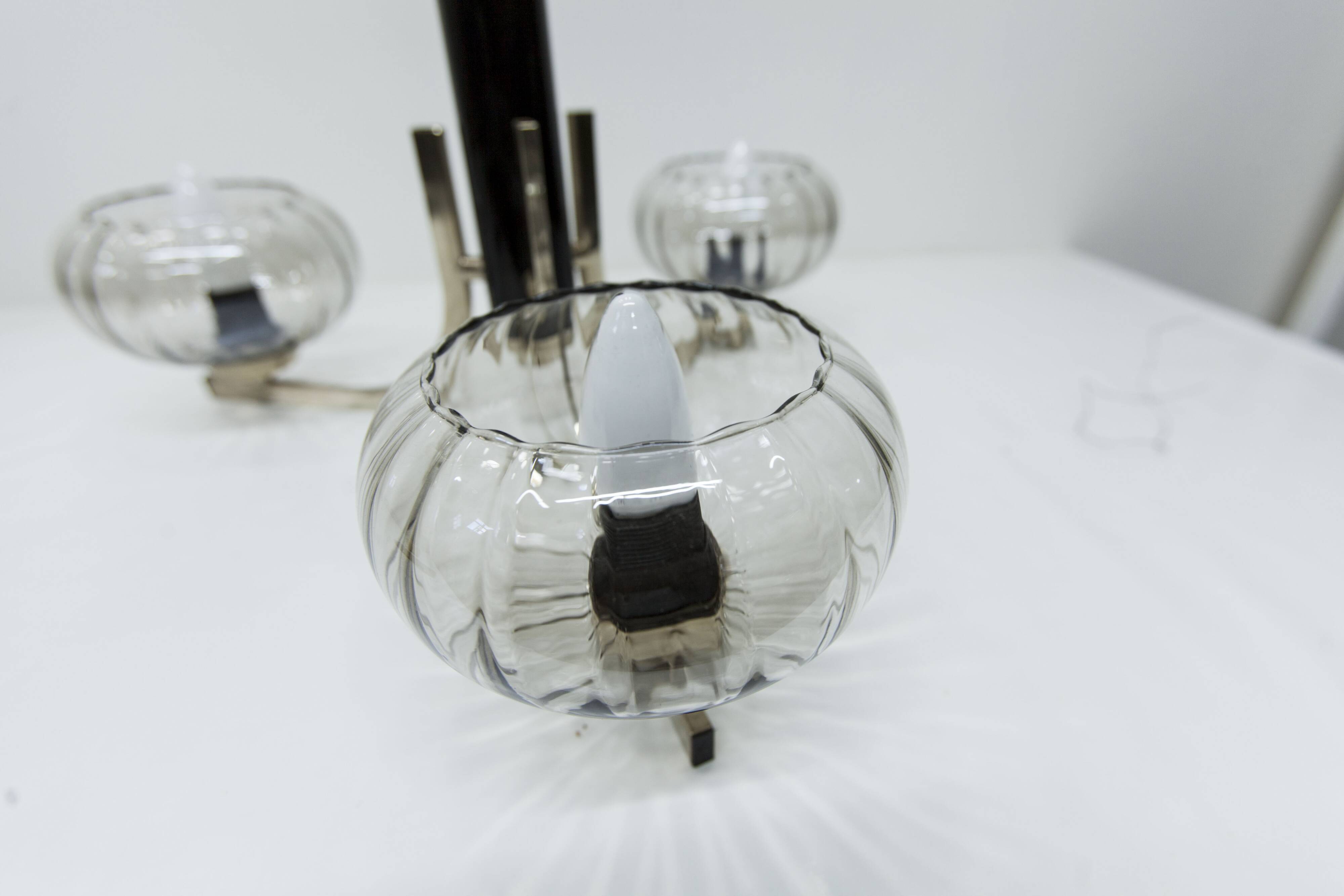 See Delmas chandelier, 3 arms, black and gold, clear glass, 1960