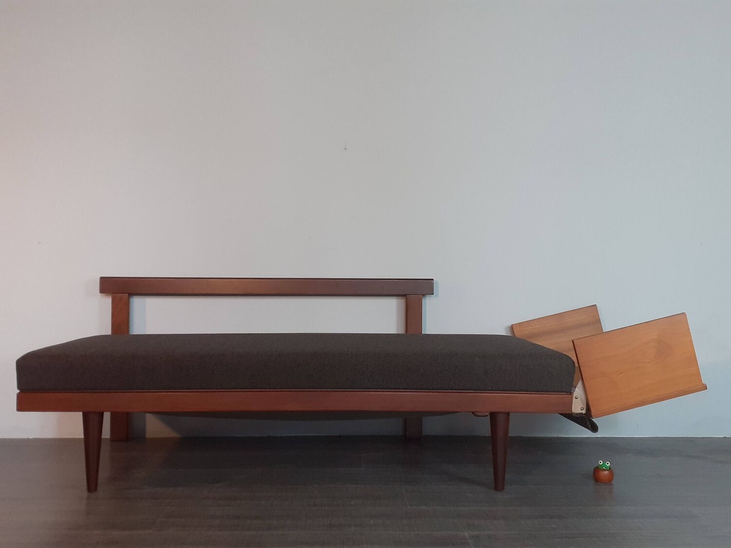 Svanette daybed sofa by Ingmar Relling, Vintage Scandinavian 1960s