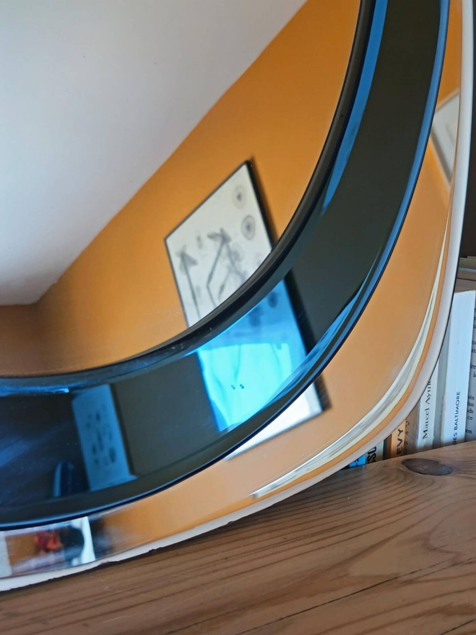 Pair of vintage italian mirrors from the 70s – attributed to cristal art