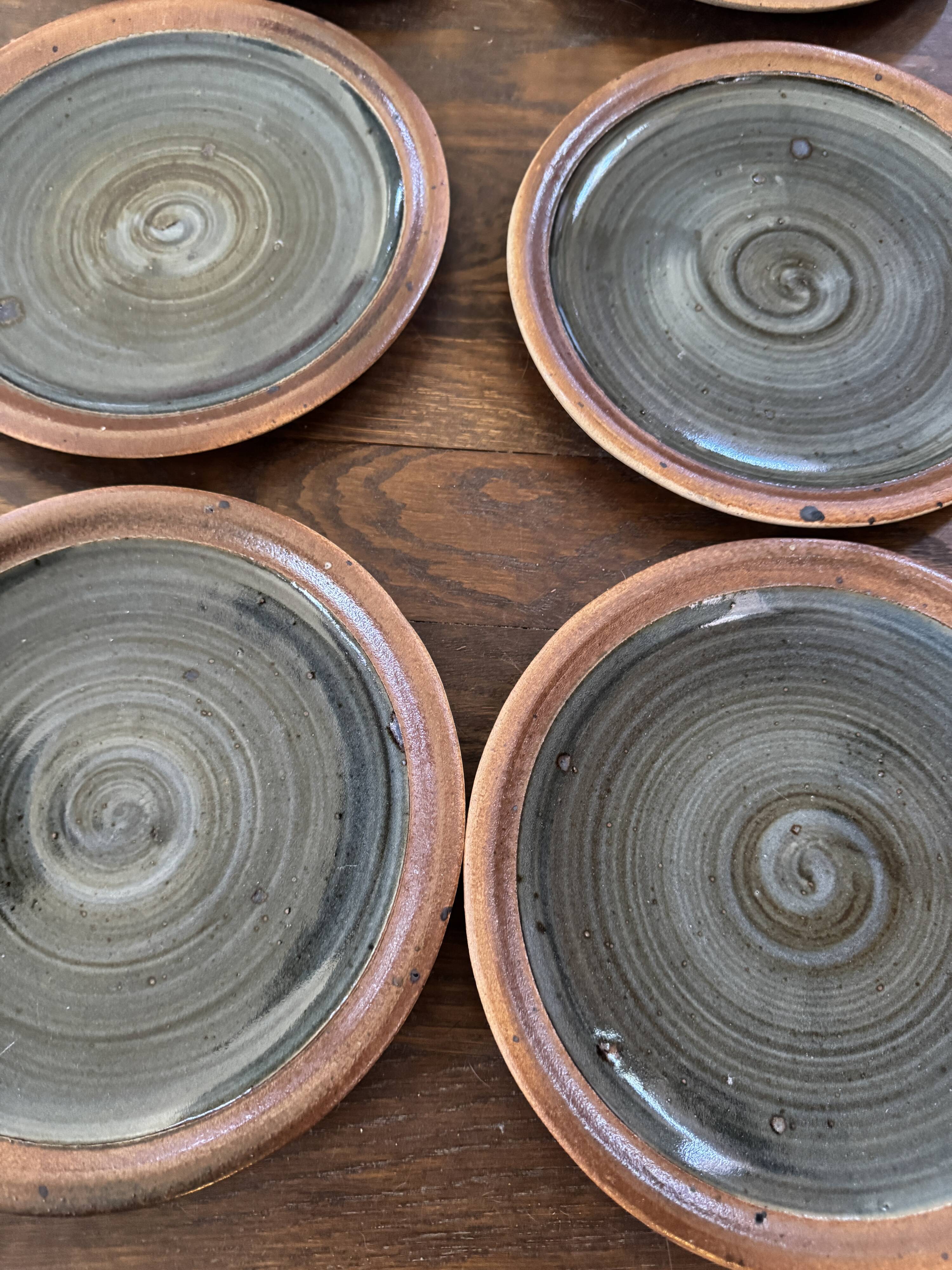 6 flat plates by Pierre Digan stoneware from the 70s
