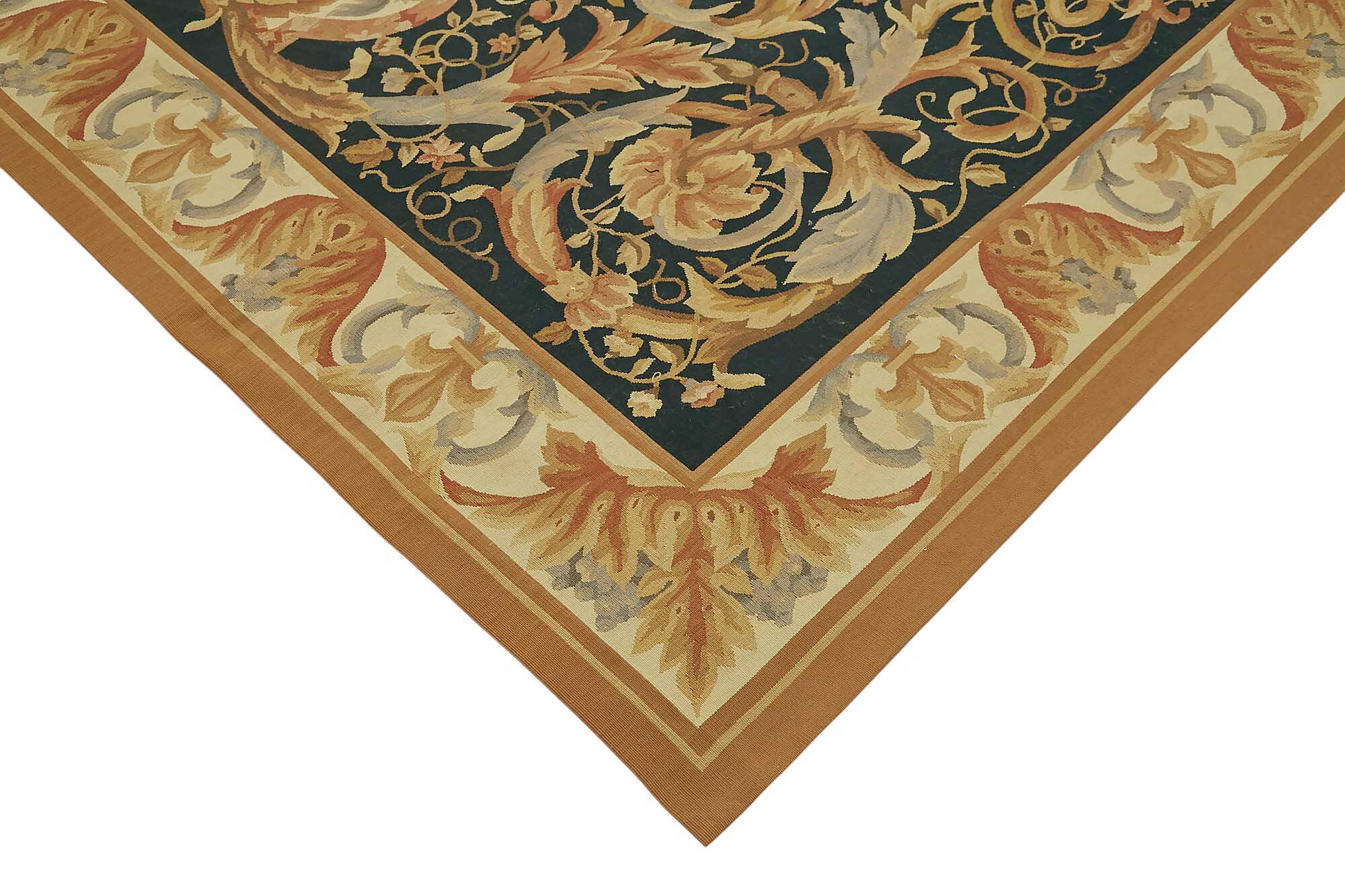 Handmade European Vintage Aubusson Kilim 304 cm x 433 cm
