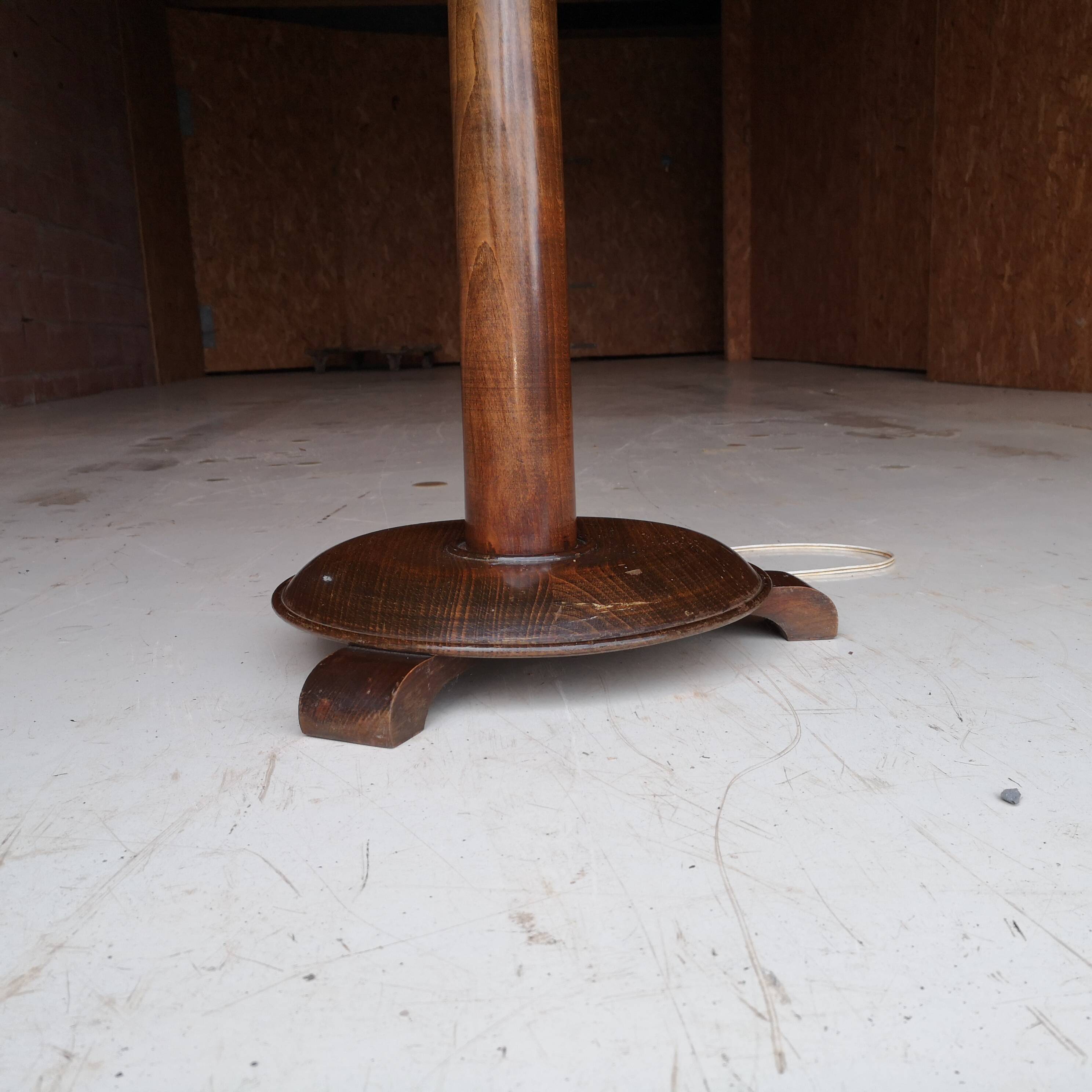 Dudouyt oak floor lamp with swivel shelves, 1940-1950 design