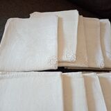 Tablecloth and its 12 damasee towels floral decorations rockery embroidered monogram