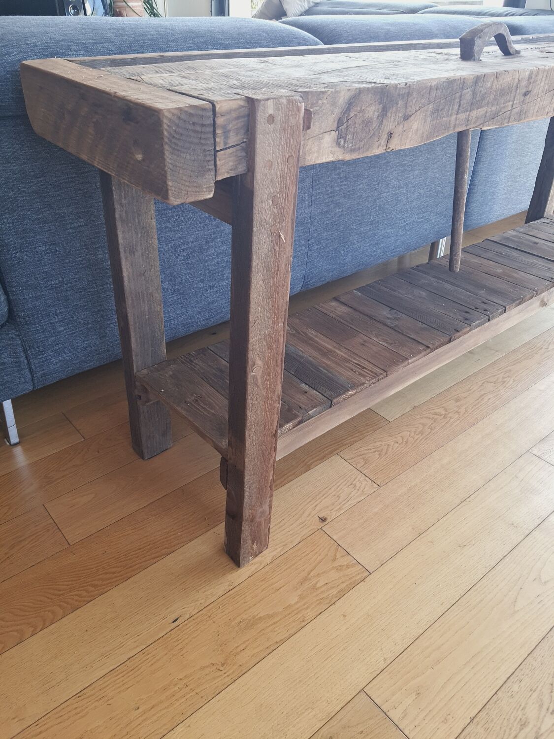Woodworking bench