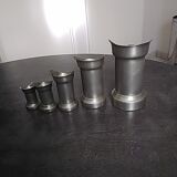 Set of 5 tin pots