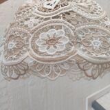 Lace suspension