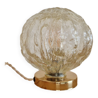 Lampe globe ambré moulé texturé