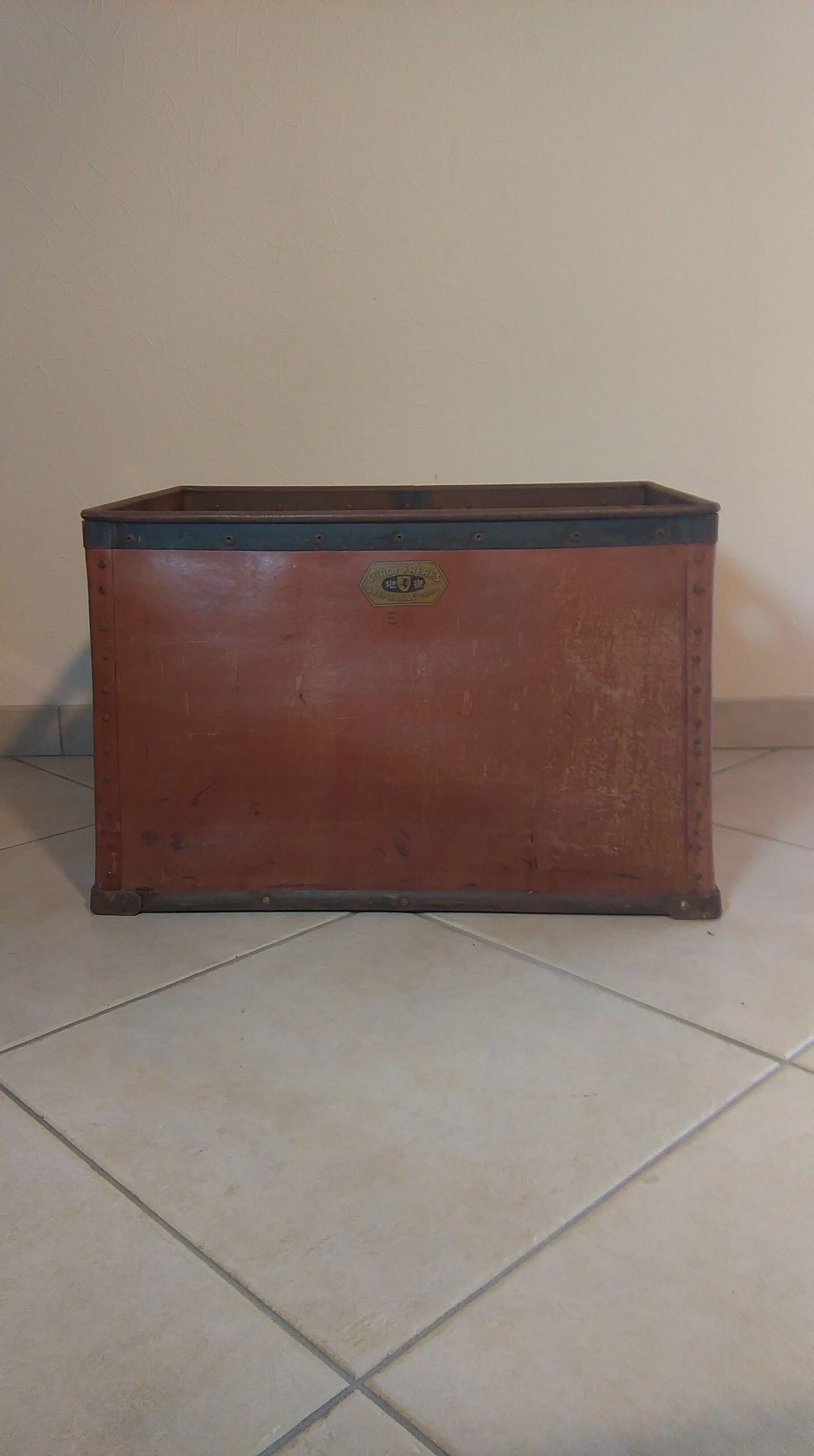 Industrial brand Suroy fund