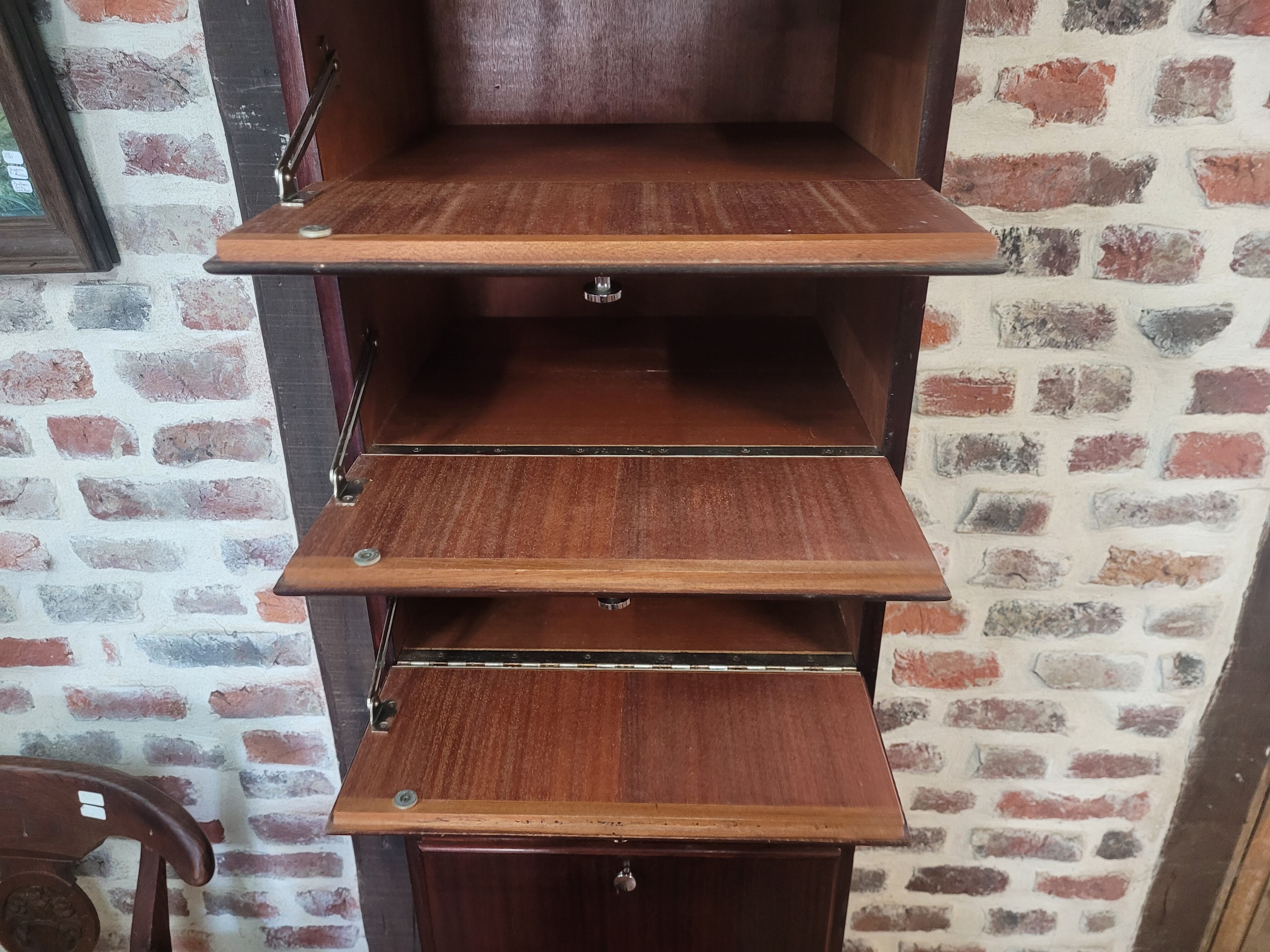 Meuble de métier à clapets en palissandre des années 60