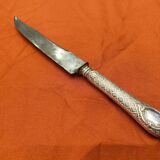 Exceptional cutting set with silver stag.