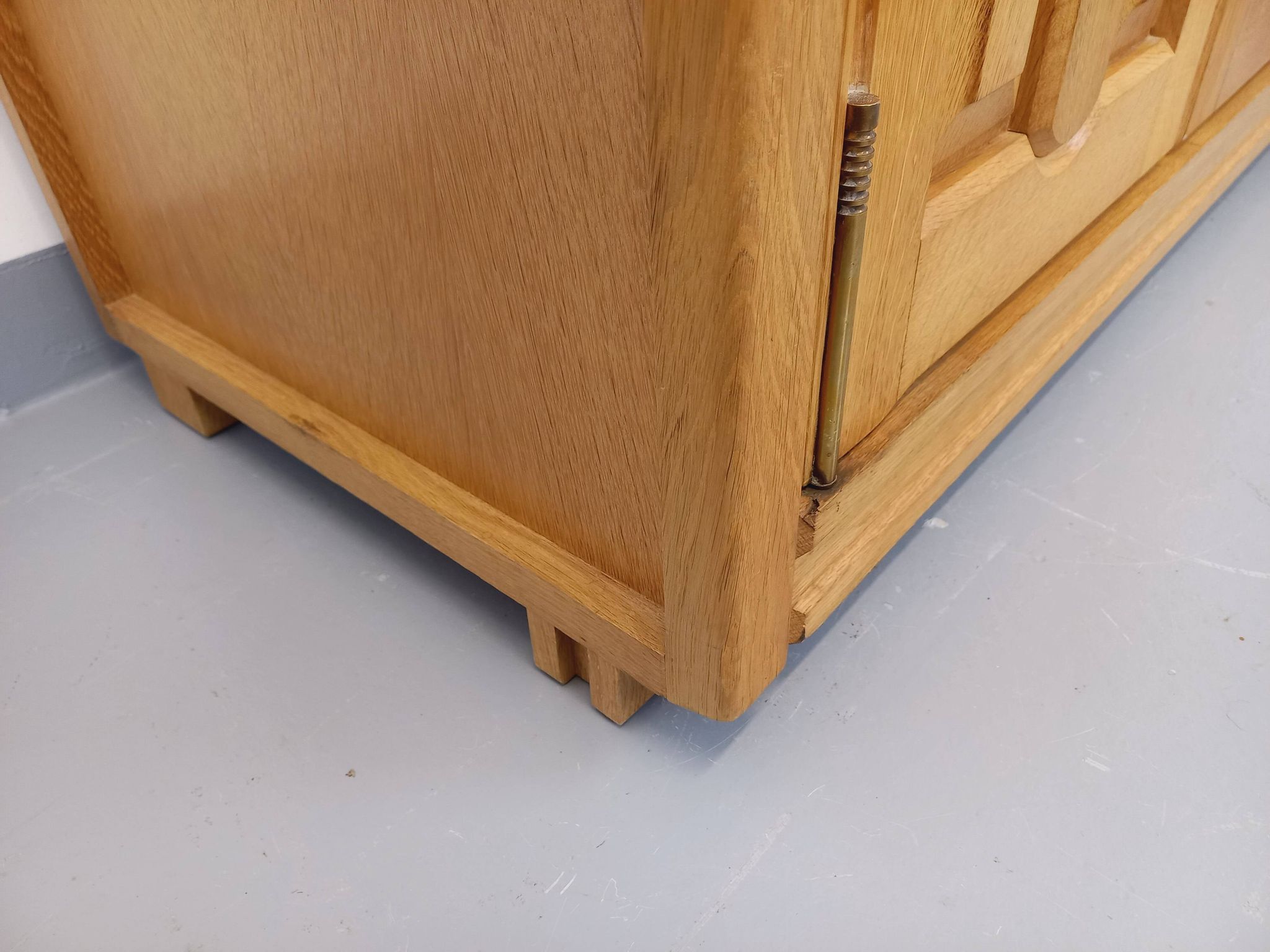 Vintage Guillerme et Chambron wardrobe in solid oak from the 60s