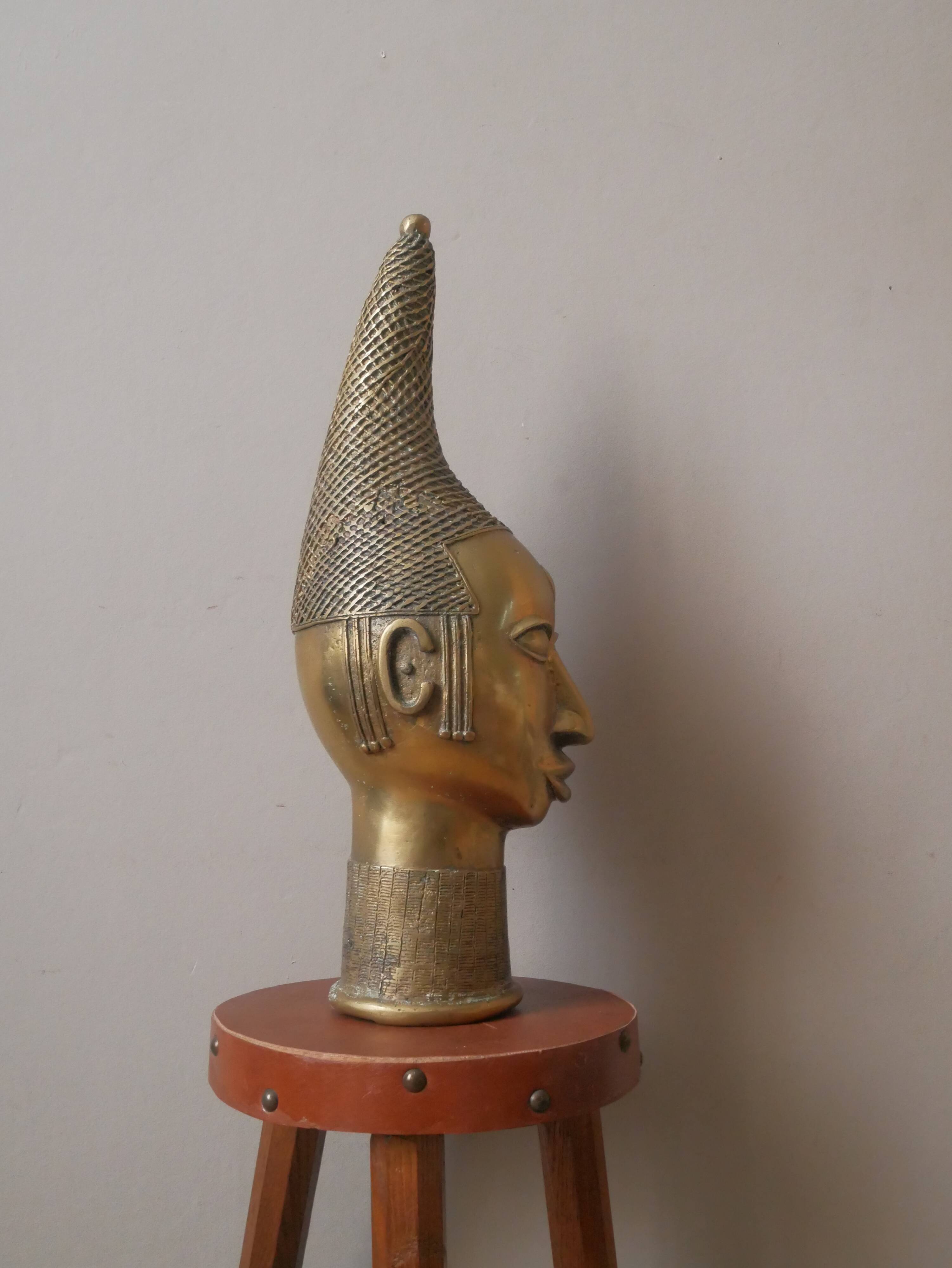 Bronze African art tribal ethnic decorative object handcrafted head of queen Benin