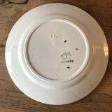 4 flat plates made of ancient earthenware
