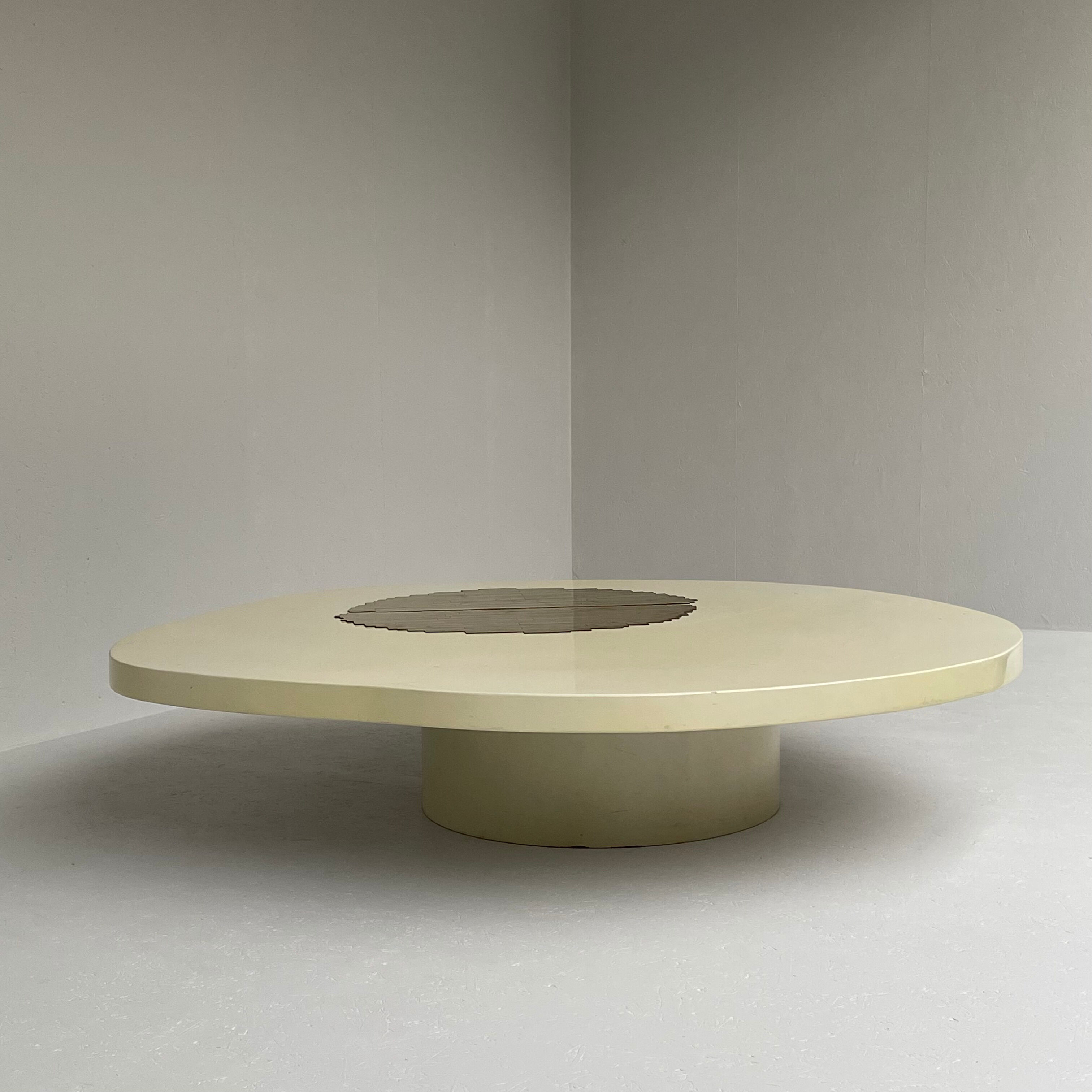 Off white Roger Vanhevel coffee table