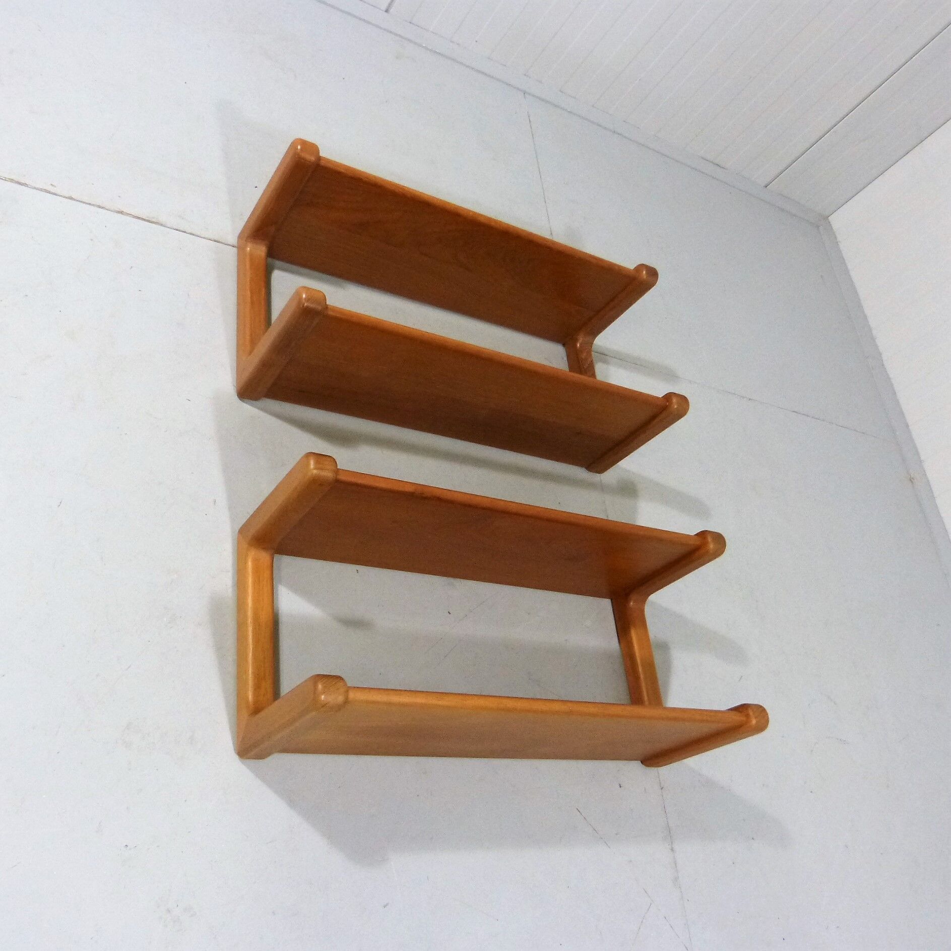 Dyrlund teak wall book shelves Denmark 1960’s