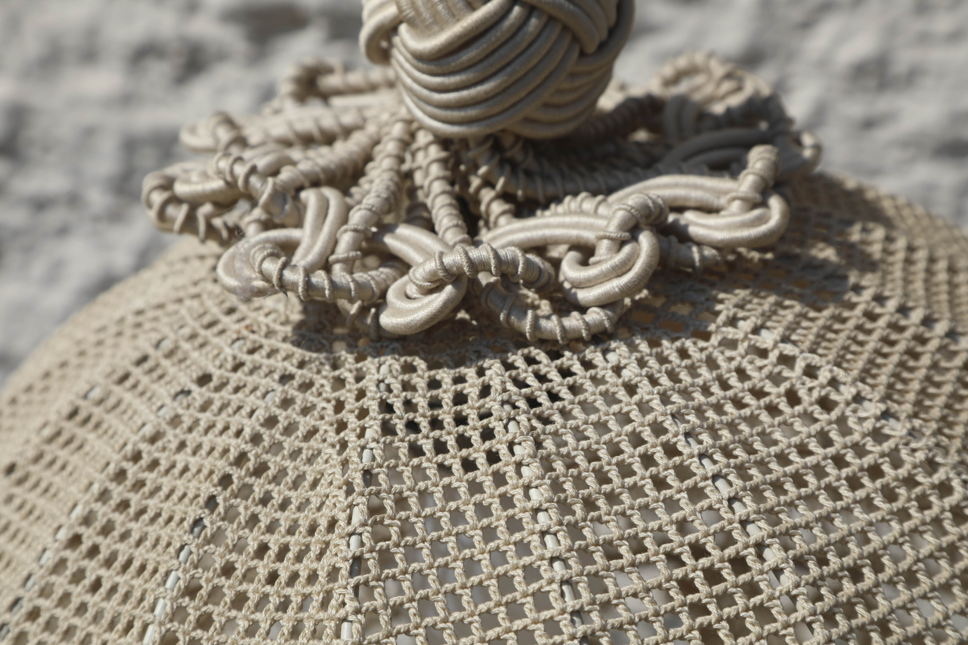 Suspension in hook and stripe Italy 40