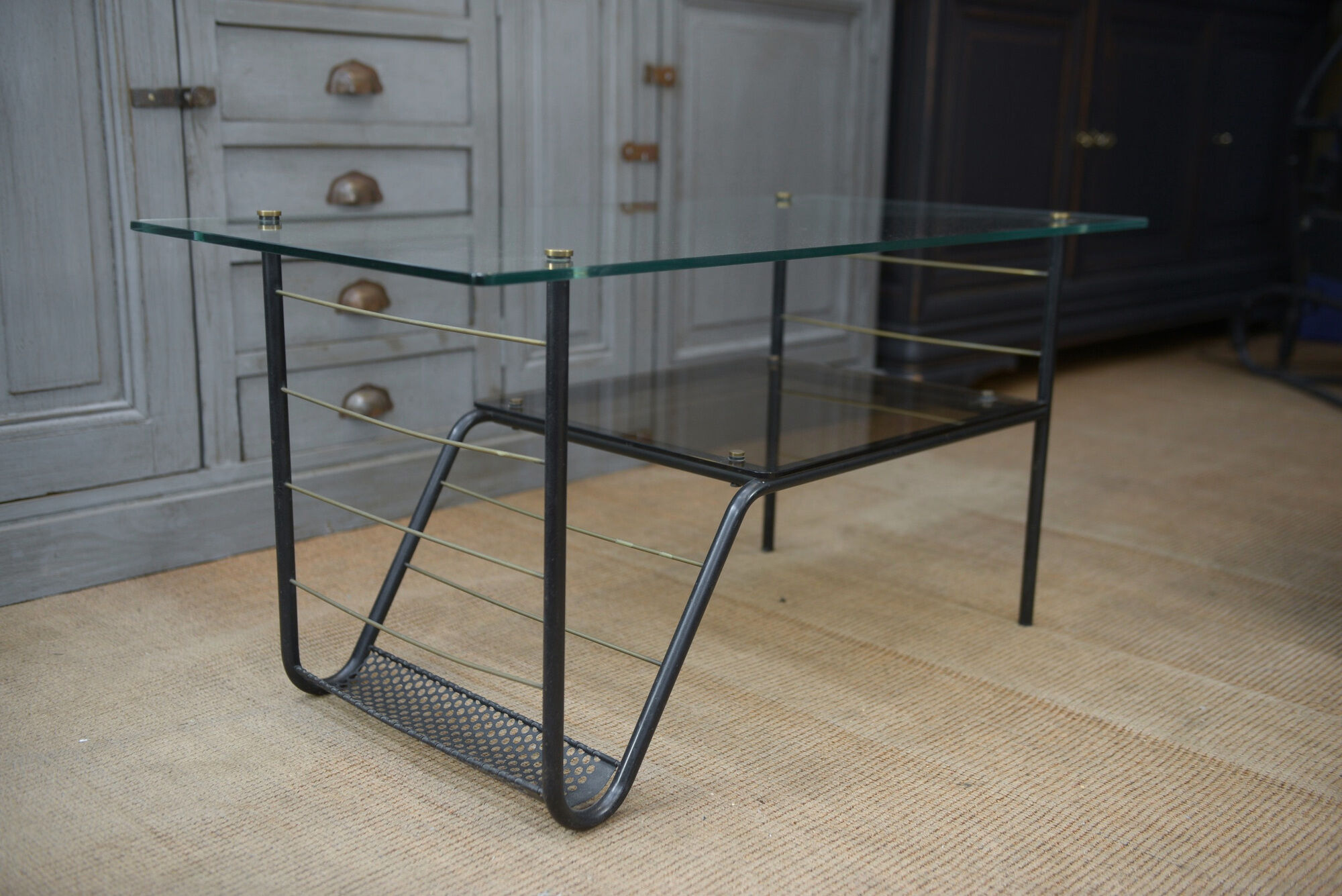 Vintage coffee table in metal and glass 1960 with 2 trays