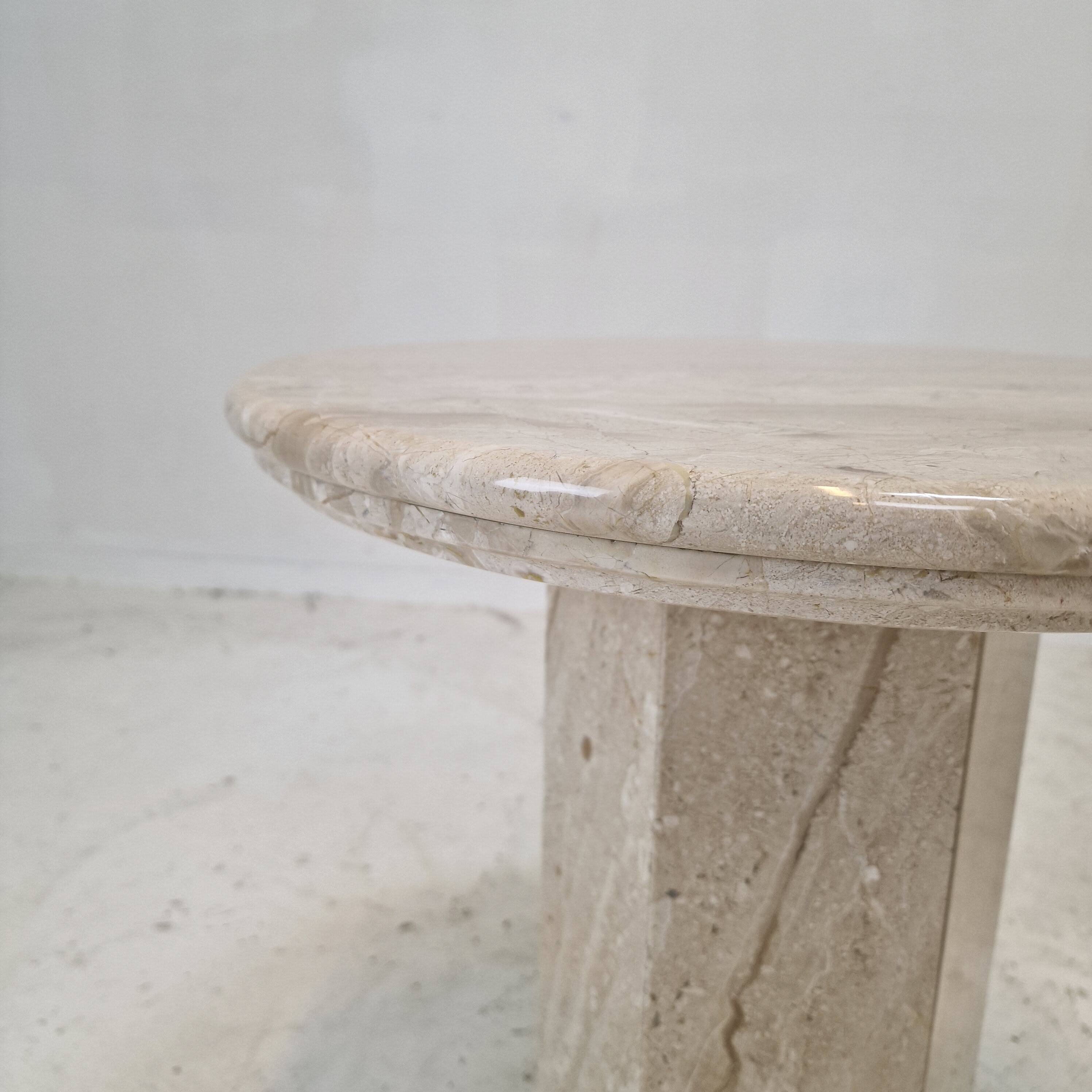 Set of 2 Italian Travertine Pedestals or Side Tables, 1980s