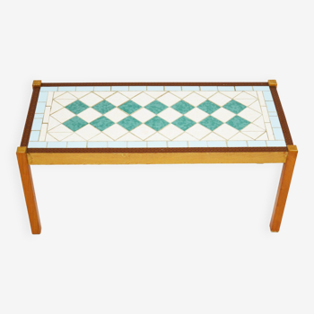 Table avec carreaux de céramique, années 1970