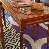 Minister's desk with pull tabs