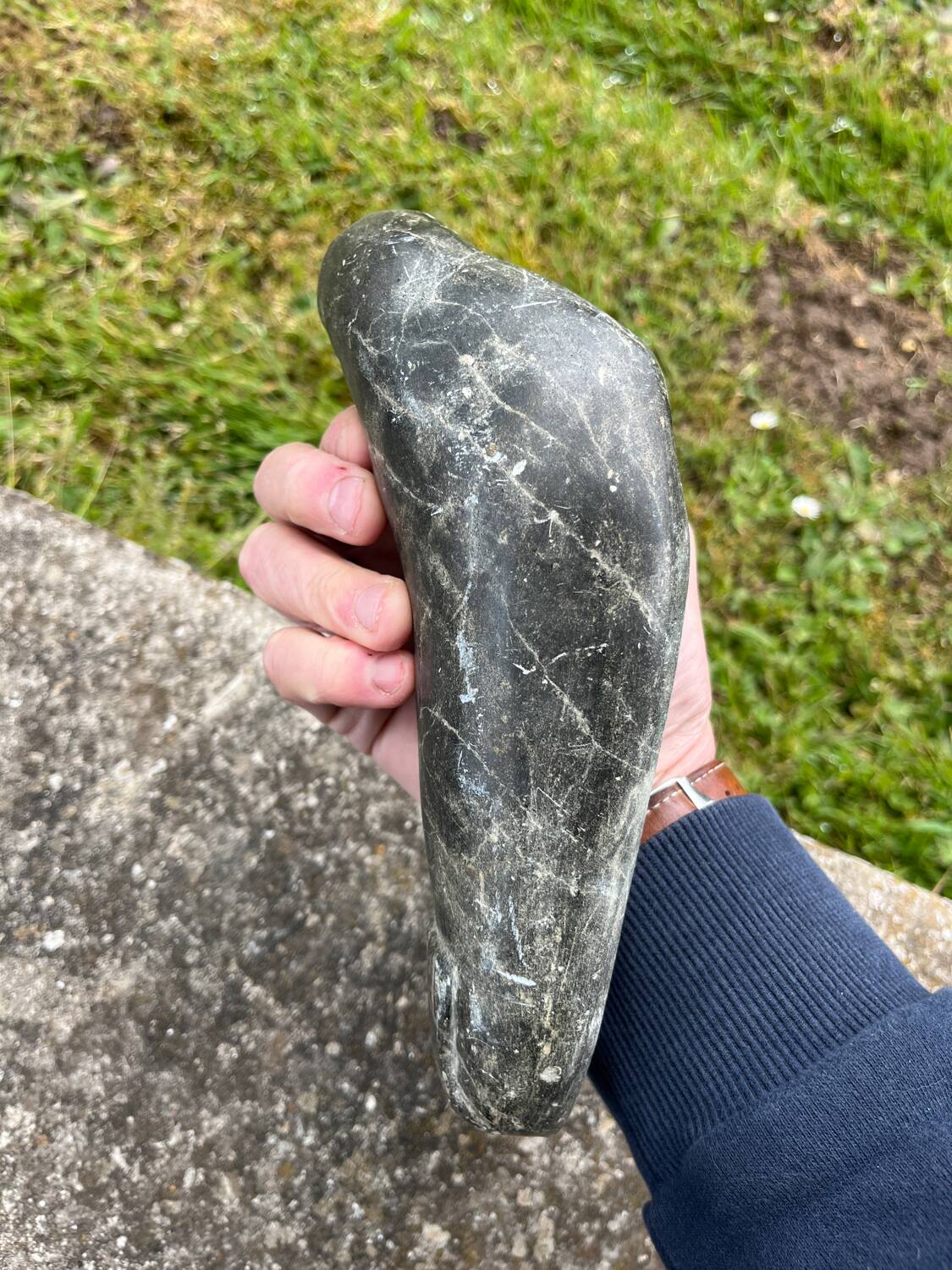 Statue, ancient Inuit sculpture in soapstone.