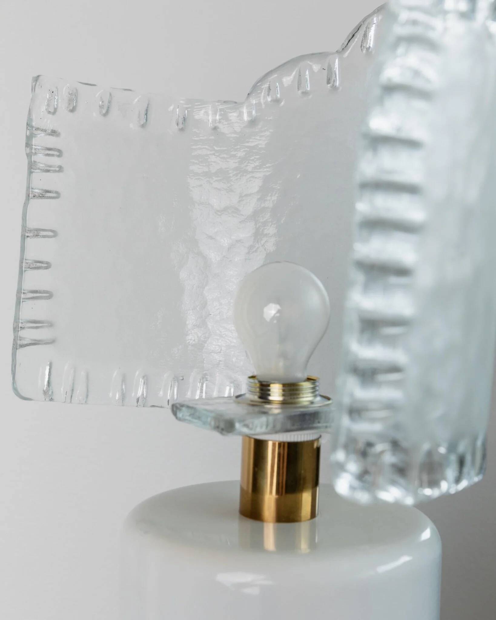 Vintage Murano glass table lamp – white, gold metal base, frosted glass shade – Italy 1980s
