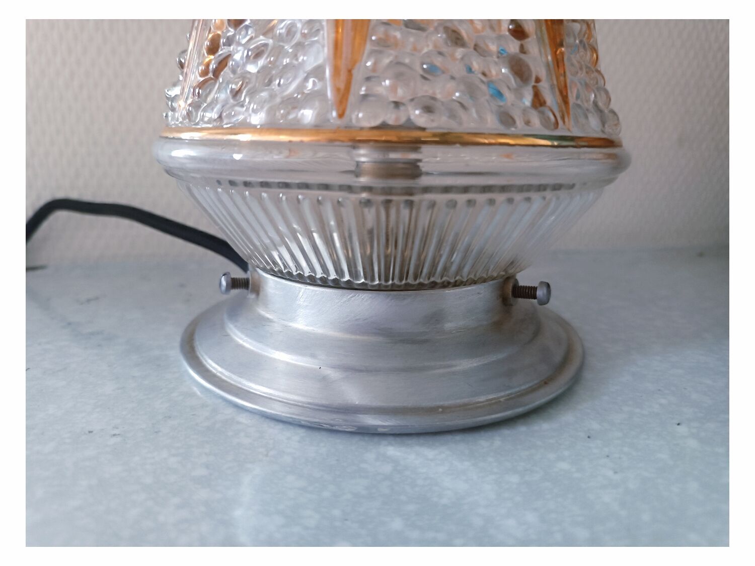 Lamp globe art decoration molded glass pink and gilding