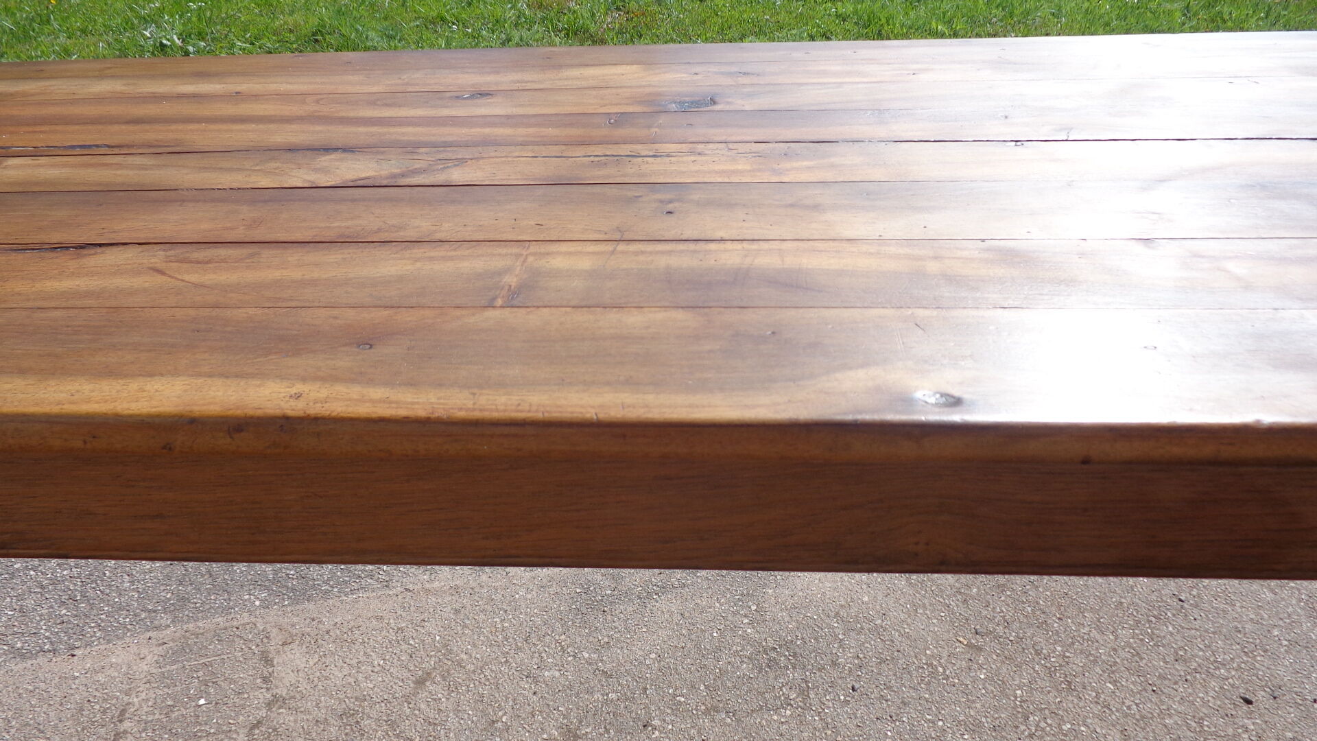 Reception table 12 guests