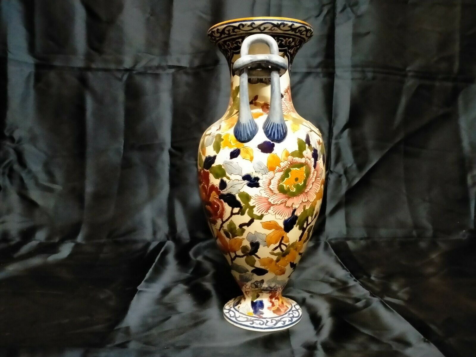 Gien earthenware vase with peony decoration