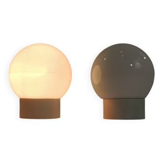 Vintage 1970s wall light pair – White ball wall light – Luminaire