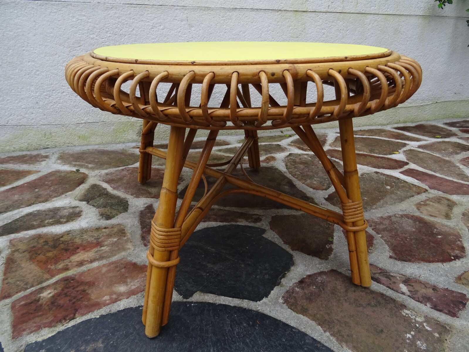 Sun rattan coffee table