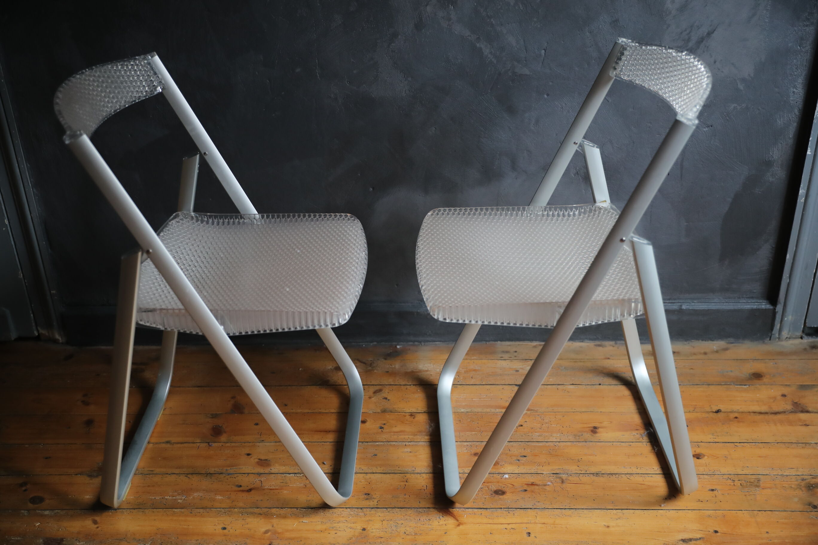 Lot of 2 Honeycomb crystal folding chairs by Alberto Meda