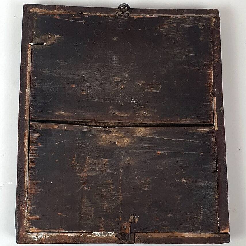 Miroir perlé en bois doré du 18e siècle