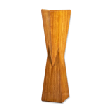 Cubist pedestal I.