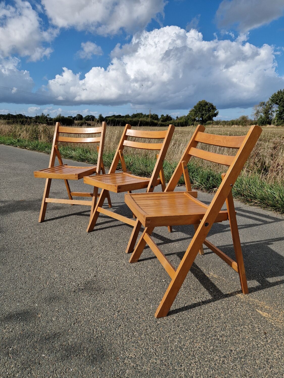 Set of 3 vintage folding chairs