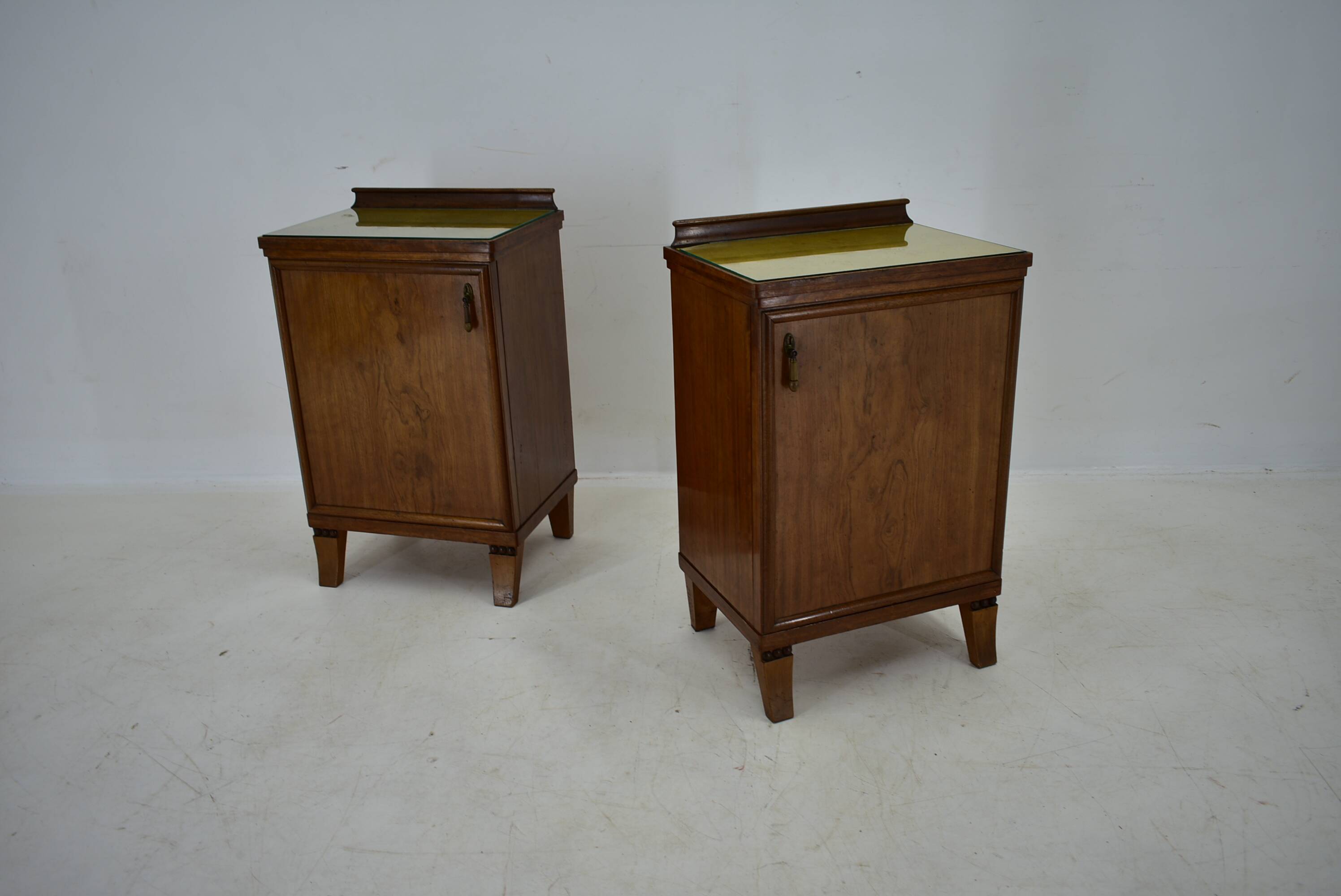 1930s pair of art deco bedside tables, Czechoslovakia